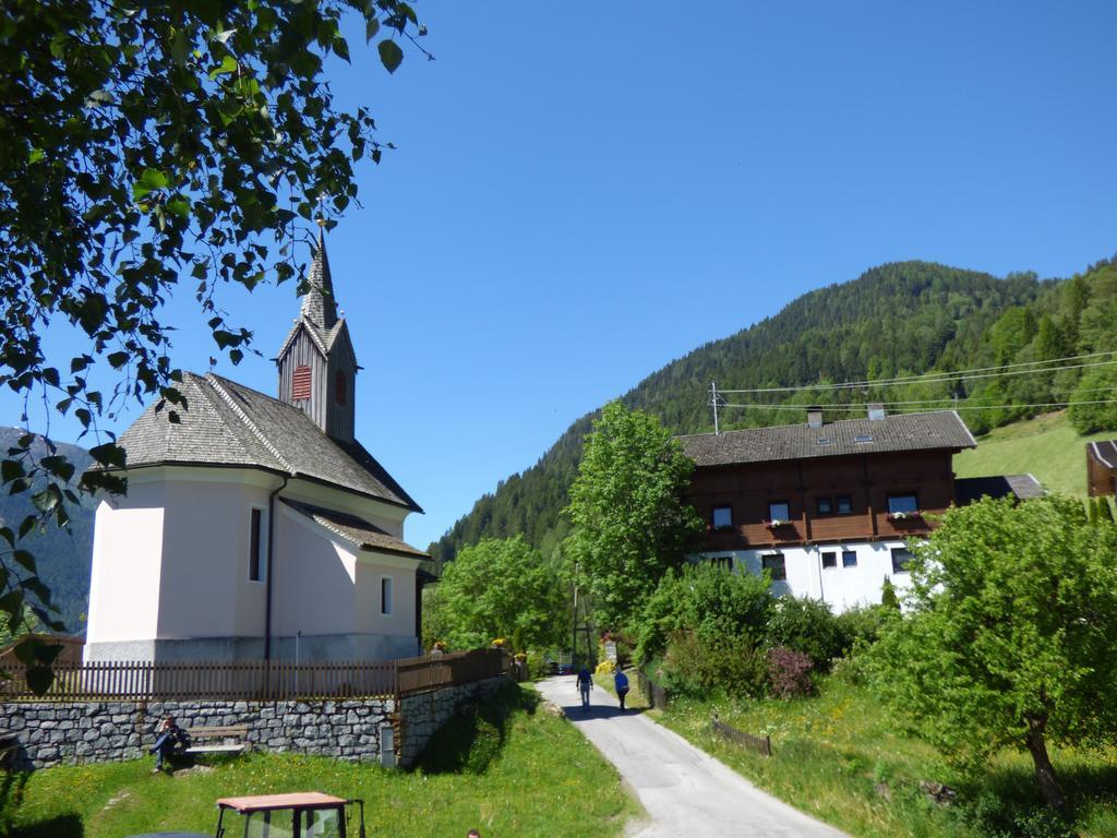 Gasthof Dorfschenke Шталль Экстерьер фото
